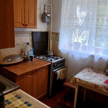 Миколи Міхновського вул., 8