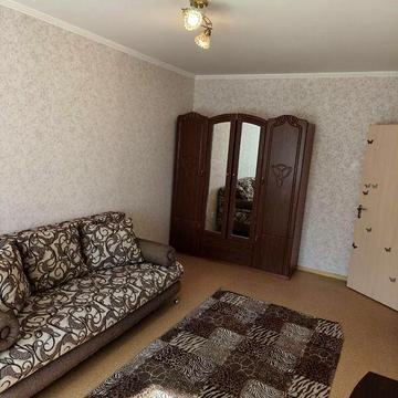 Довгострокова оренда 1к Квартира Ярослава Баіса (Володимира Висоцького) вулиця