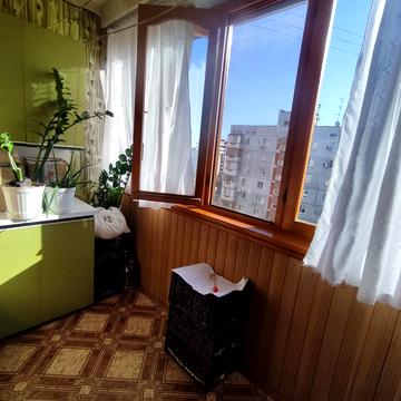 Чарівна вул., 38