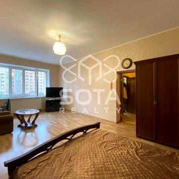 Простора 1 кімнатна квартира ЖК Оазис на Івасюка Оболонь парк Наталка ЖК Оазис