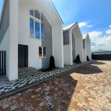 Богдана Хмельницького вул.