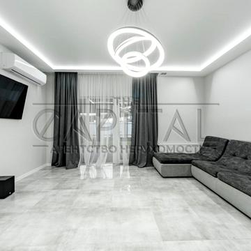 Трояндова вул., 33