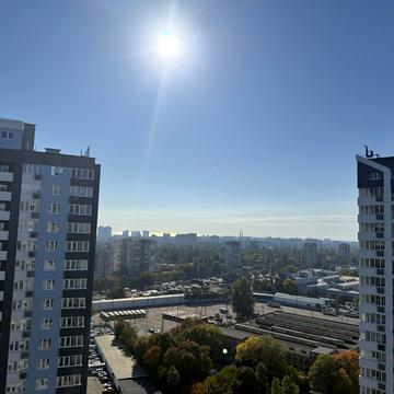 Варненська вул., 2а