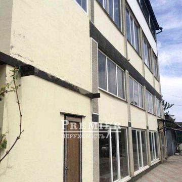 У продажу будинок біля моря