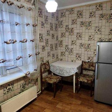 Срочно! Сдам 1-к квартиру, 2 Южный мкрн, ул. Автозаводская