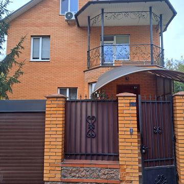 Шкільна вул.