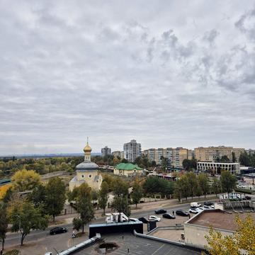 Прибережна вул. (40-річчя Перемоги), 6