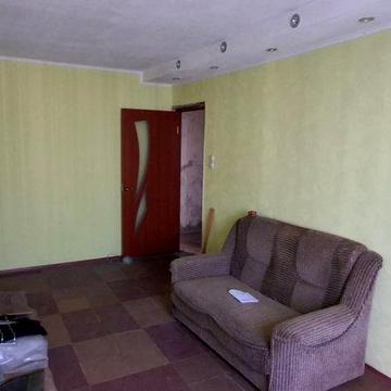 Продам двокімнатну квартиру з подвійною лоджією