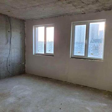 1 к. квартира в зданом доме из красного кирпича на Сахарова