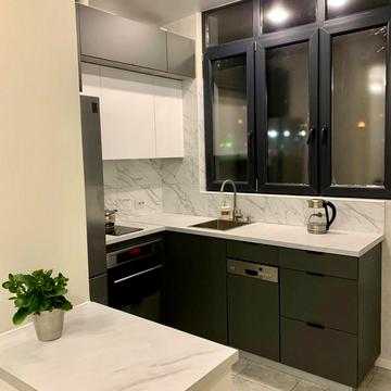 Ботанічна вул., 2