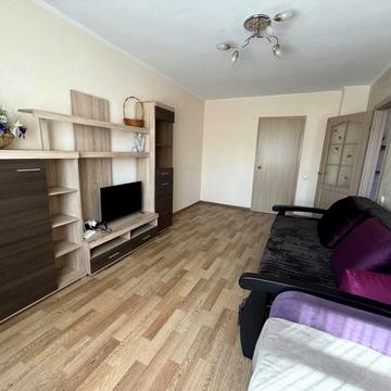 Богдана Хмельницького просп. (Героїв Сталінграда), 16