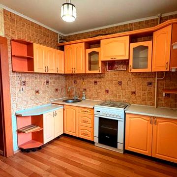 Продаж квартири 2-кімн на Східному вул. Вулиця Незалежності України