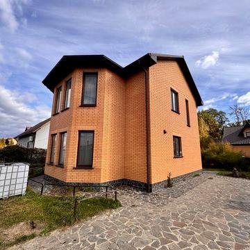 Затишний Будинок з Ремонтом Меблями та Технікою