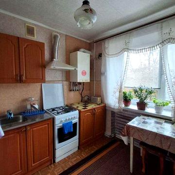 Продам 2-кімнатну квартиру в центрі м.Фастів, Київської обл