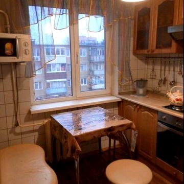 Сдам 2 х к кв/ можно как 1 кв/ м .Дв Спорта,Танкопия