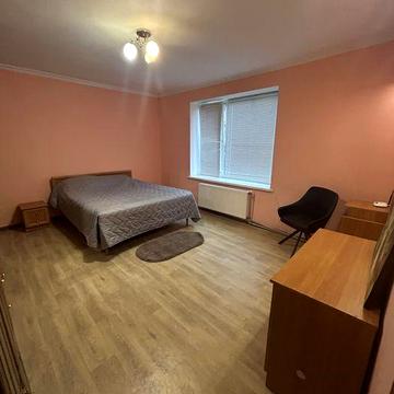 Здам 1 нокімн.квартиру в Центрі міста , опалення індивід. газове ,.