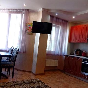 Оренда 2 комн. квартири від власника по пр. Шевченко, 2г, центр міста