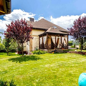 Депутатська вул.