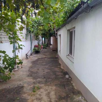 Два Дома в одном дворе 139 кв ул.3 Военная-Купорная,в.уд, гараж,3 сот