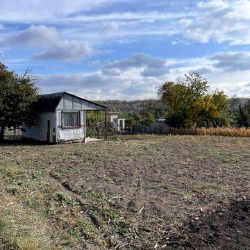 Продам дачу з будиночком