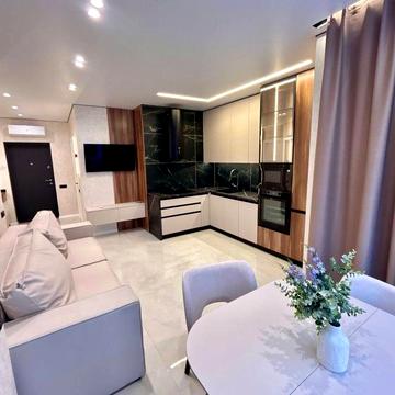 Продам 1к квартиру з ремонтом біля Озера