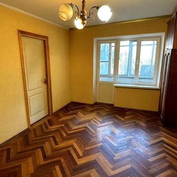 Продаж 2к біля м. Політех. БЕЗ КОМІСІЇ. Ярмоли 38