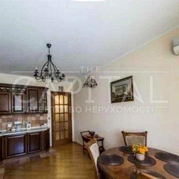 Продаж / Квартира / 127 м2 / Печерський район / вул. Мирного Панаса 12