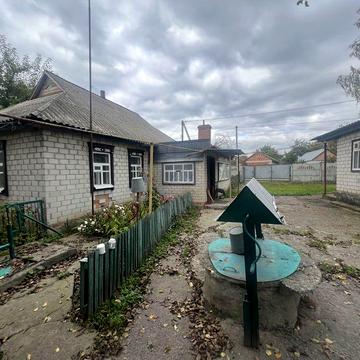 Продам 2 будинки в рдному дворі с. Садки