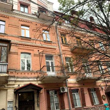 2к, вул. Велика Житомирська 4В, Майдан Незалежності