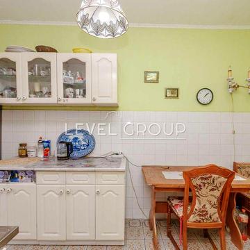 Продаж 1к 46,3м2  9 поверх Василя Тютюнника 56