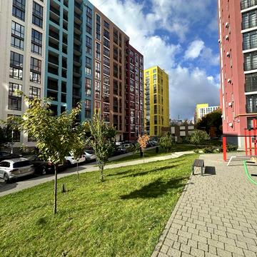 Продам дворівневу квартиру в ЖК Семицвіт ЖК Семицвіт