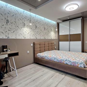 Левка Лукяненка вул. (Василя Жуковського), 18