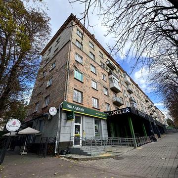 Сталінка в центрі міста, ТРЕТІЙ ПОВЕРХ