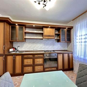 Продаж 2 кім. на Ближньому Замості