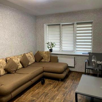 Продається 2к.45м2.Сінельникове.Центр. Цегляний будинок. Поверх (1/2)