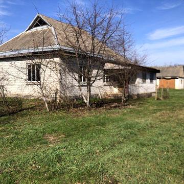 Будинок з забудовами