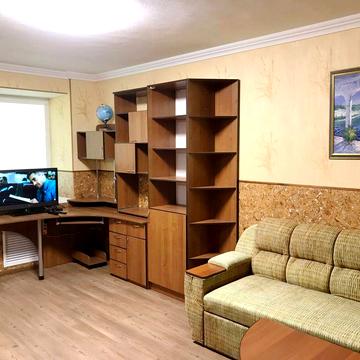 Здається 1-кімнатна квартира - студія, вул. Зодчих , 70. Власник
