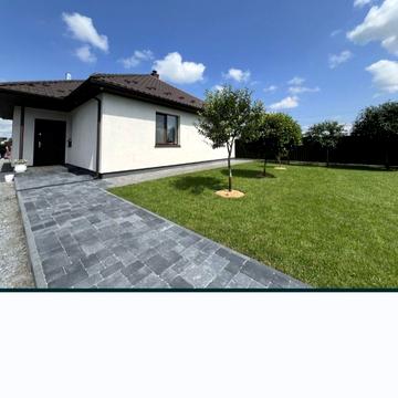 Авіаторів вул., 1