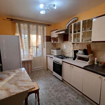 Здається на довготривалу оренду 2-х кімнатна квартира в Берегове