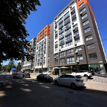 Національної Гвардії вул., 3