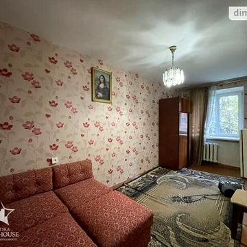 Продаж 3к Квартира Зарічанська вулиця