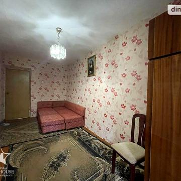 Продаж 3к Квартира Зарічанська вулиця