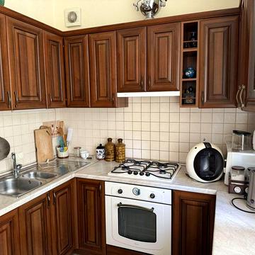 Продам 4 ком кв  Ул В. Винниченко 4. ( Ул Куйбышева) пр Яворницкого.
