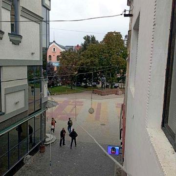 Продається квартира в центрі.