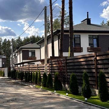 Дуплекс КМ Лісове готовий до ремонту з максимальним оздобленням