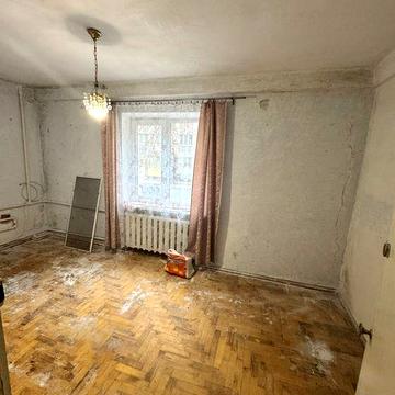 Продается 2 ком кв в Днепровском р-не по ул Бульвар Бельфорский