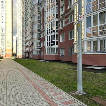 Бориса Гмирі вул., 23