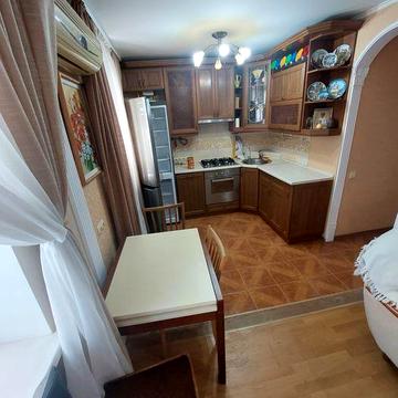 Продаю 3х кімнатну квартиру студію  Сухий Фонтан сертифікат