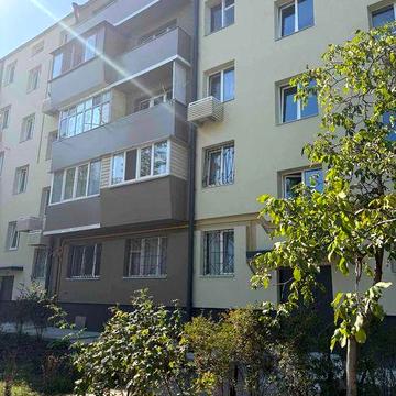 Продам однокімнатну  квартиру,  вул.Петра Калнишевського1, Лівий берег