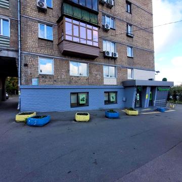 Без %. Чоколівський бульвар 37, Шулявська метро. Караваєві дачі.